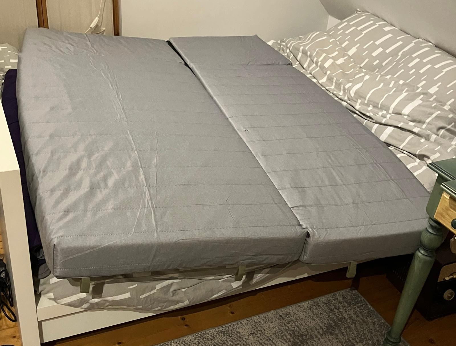 Matelas sectionné terminé pour van